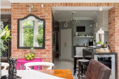 How Much to Knock Down a Wall Between Kitchen and Dining Room in UK