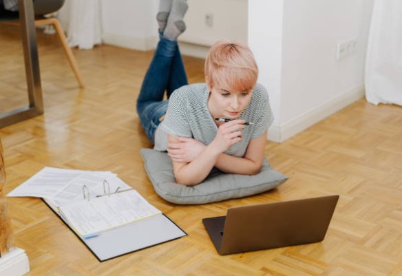What Is the Learning Format Like for These Online TA Courses 