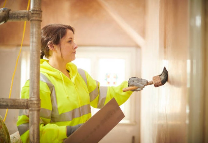 What Is the Self-Employed Painter and Decorator Hourly Rate in the UK