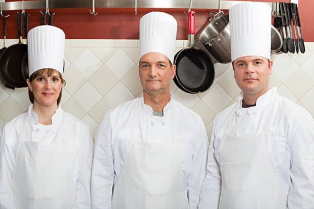 Why Do Chefs Wear Tall Hats The Tradition Unveiled