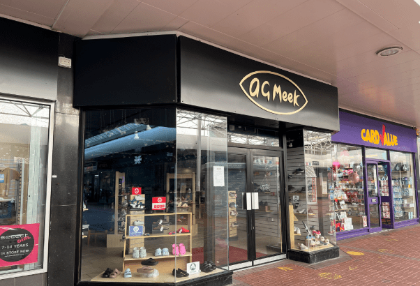 A.G. Meek, the well-established independent shoe retailer, will be closing its Gloucester branch this week, bringing an end to six decades of trade in the city