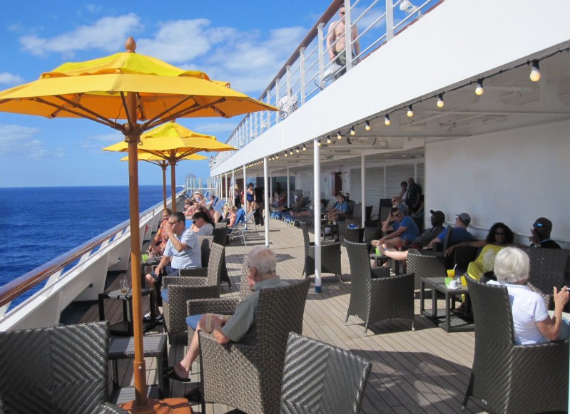 Areas Allow Smoking on Cruise Ships