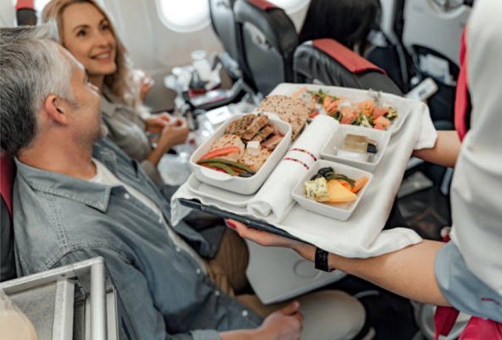Benefits of Pre-Ordering Your Meal on EasyJet Flights