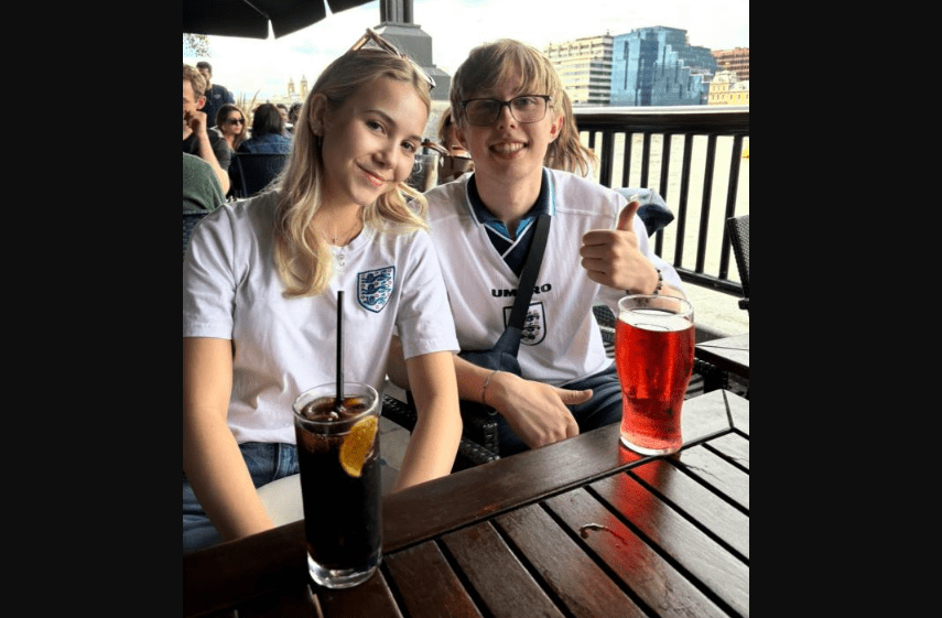Wetherspoons Superfan from Bromley Aims to Visit All 800 Pubs Before Turning 30