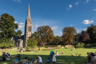 Clissold Park