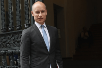 Stephen Kinnock