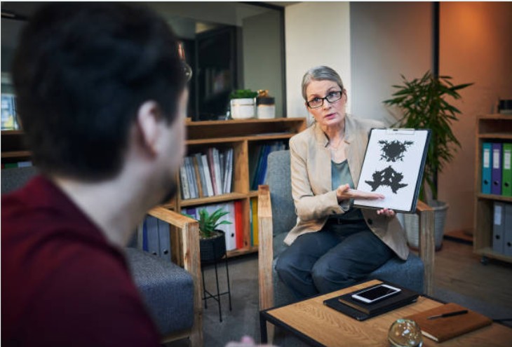 What Does a Forensic Psychologist Do Unveiling the Role