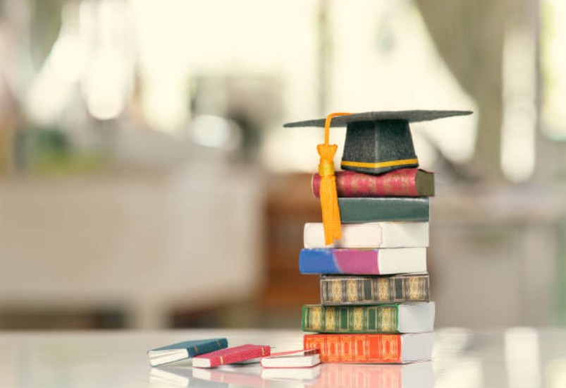 Why Is There No Maintenance Loan for master's
