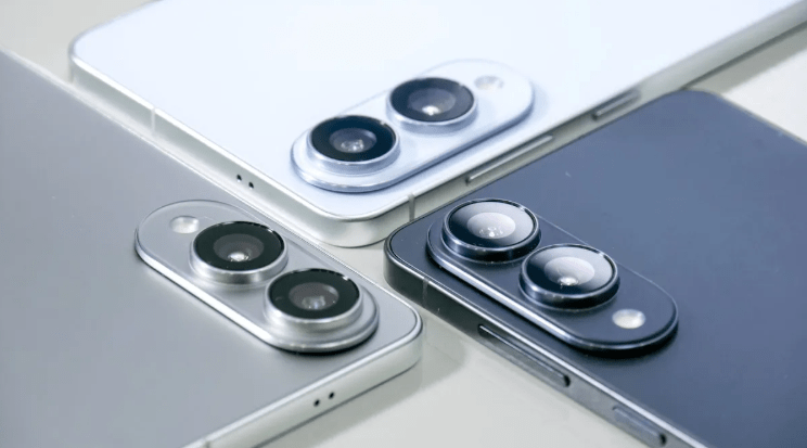 Samsung Galaxy S25 Camera.