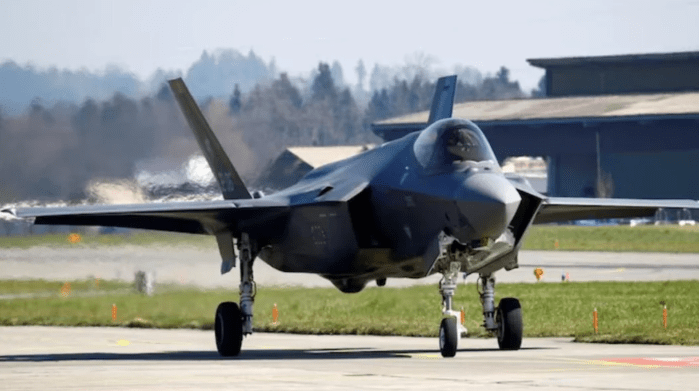 F‑35B Lightning stealth fighter