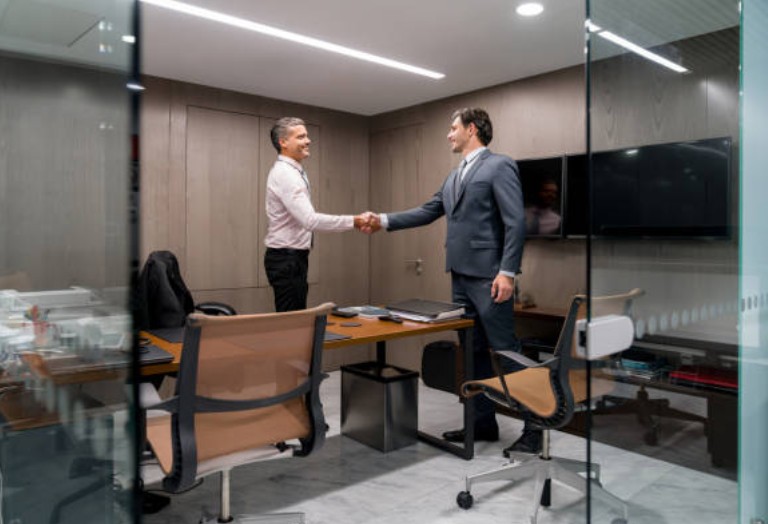 Disadvantages of Hiring a Solicitor