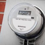 What Current Will an Ammeter Register If 960 Coulombs of Charge Flow Through It in 2 Minutes