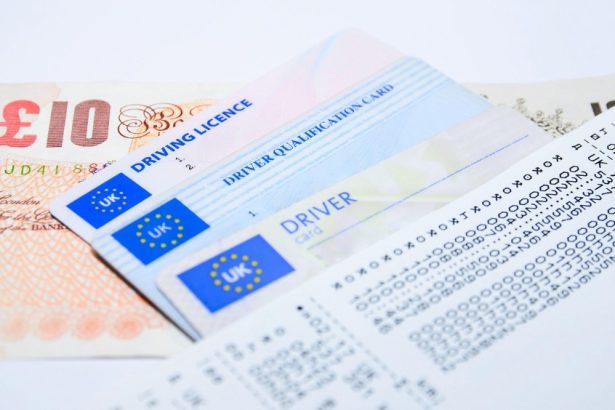 What Documents Do I Need to Renew Driving Licence at Post Office