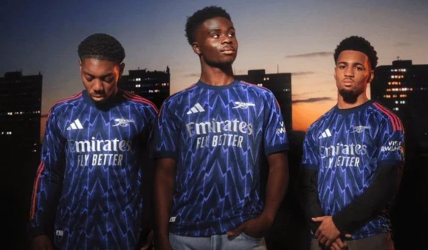 Arsenal away kit