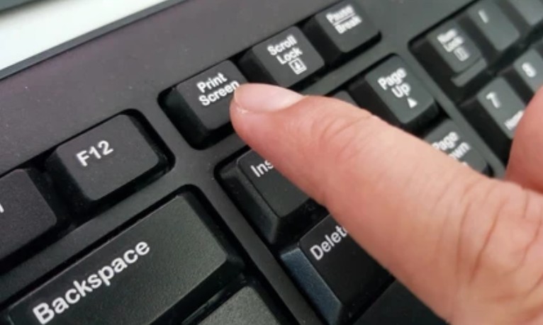 How to Screenshot on Windows (reddit)