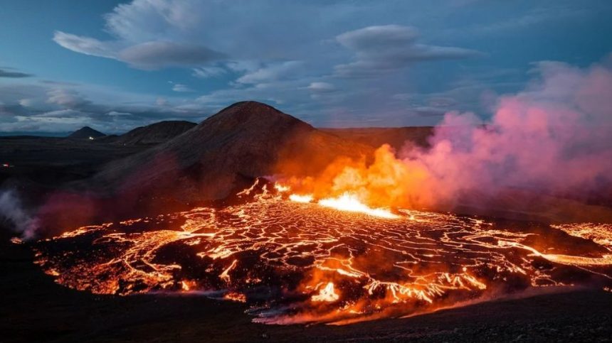Iceland volcano eruption