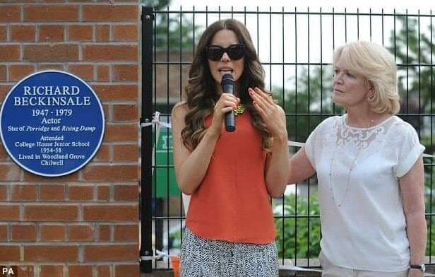 Kate Beckinsale and her Mum Judy Loe-min