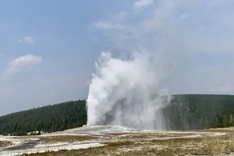 Thermal crust in Yellowstone