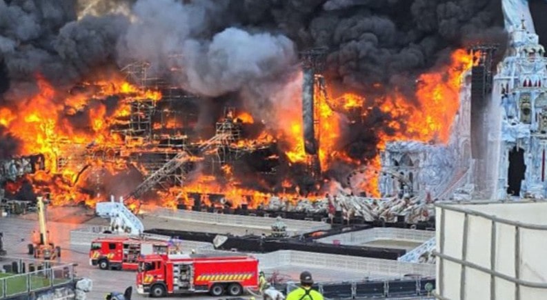 Tomorrowland Belgium main stage fire