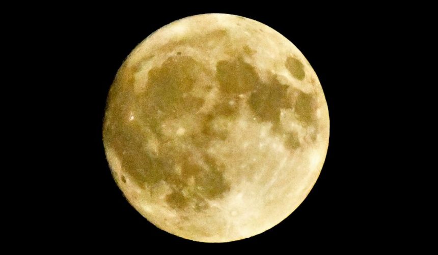 Sturgeon Moon August