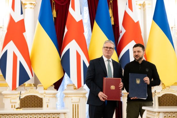 Keir Stamer and Volodymyr Zelensky
