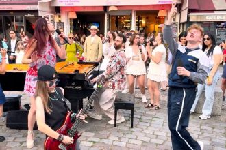 Bohemian Rhapsody flashmob