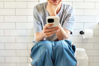 Toilet Scrolling