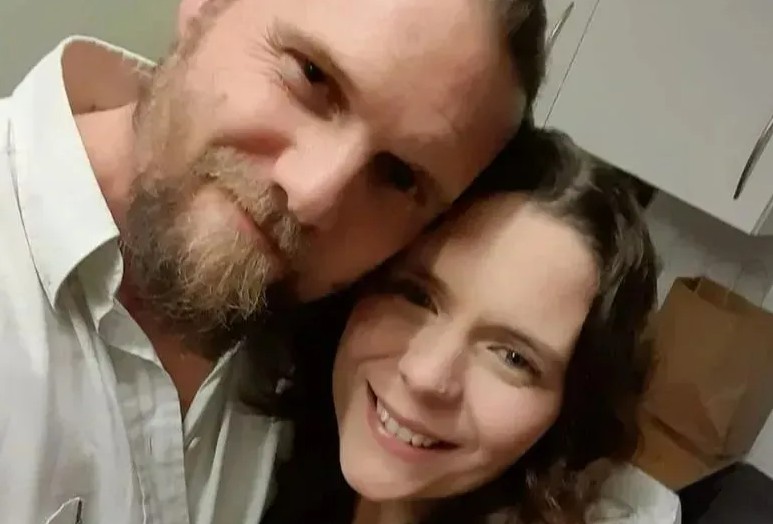Kayleigh and Chris Coll