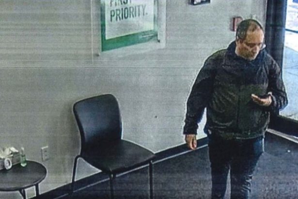 Claudio Neves Valente