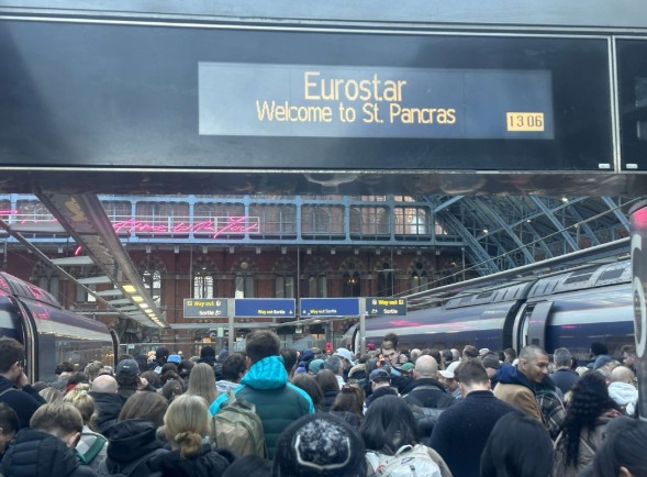 Eurostar train chaos