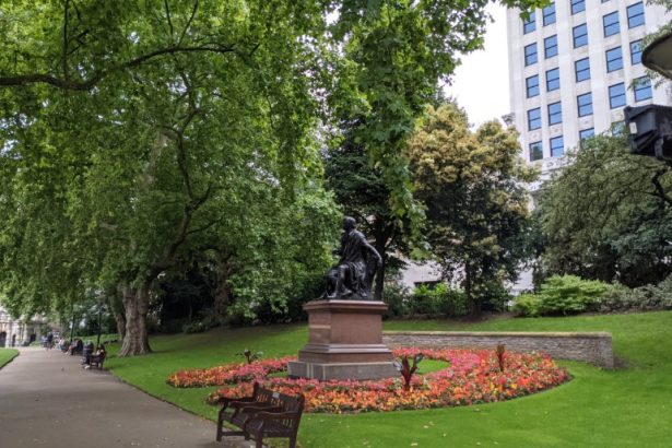 Victoria Embankment Gardens